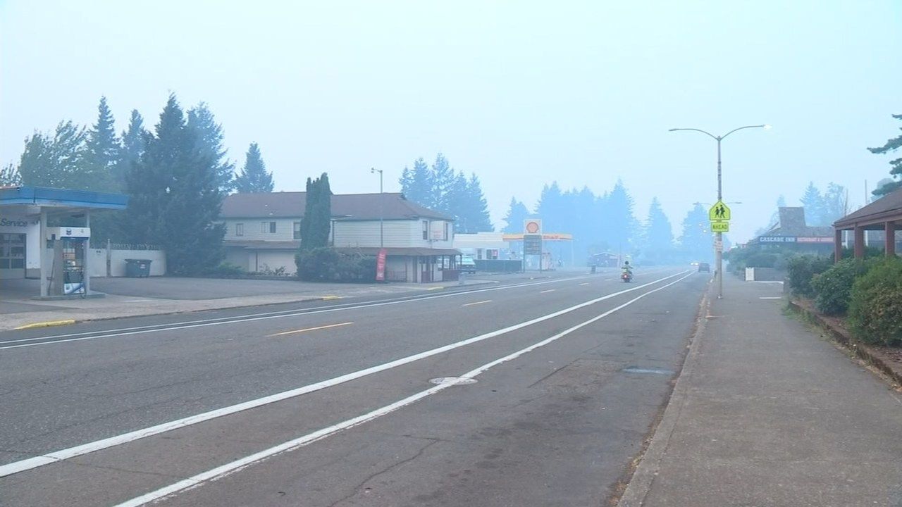 Cascade Locks turns into ghost town as Eagle Creek Fire forces r KPTV