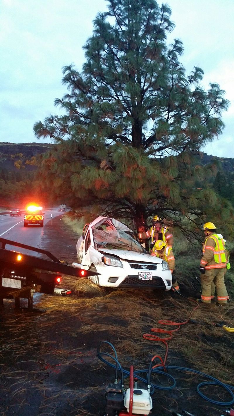 Teen killed in crash on I84 in Wasco Co. KPTV FOX 12