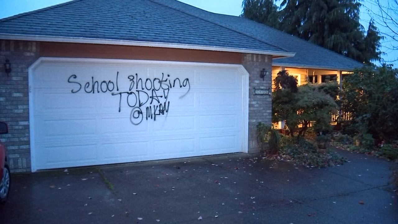Police: Graffiti on several Keizer homes threatens school shooting