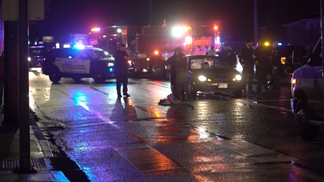 Teen hit by car in late night Gresham crash, both legs broken KPTV