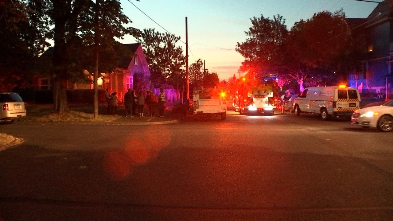 Gas leak in NE Portland, homes evacuated KPTV FOX 12